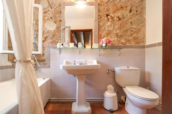 Petita Mare Villa Binibona Farm stay